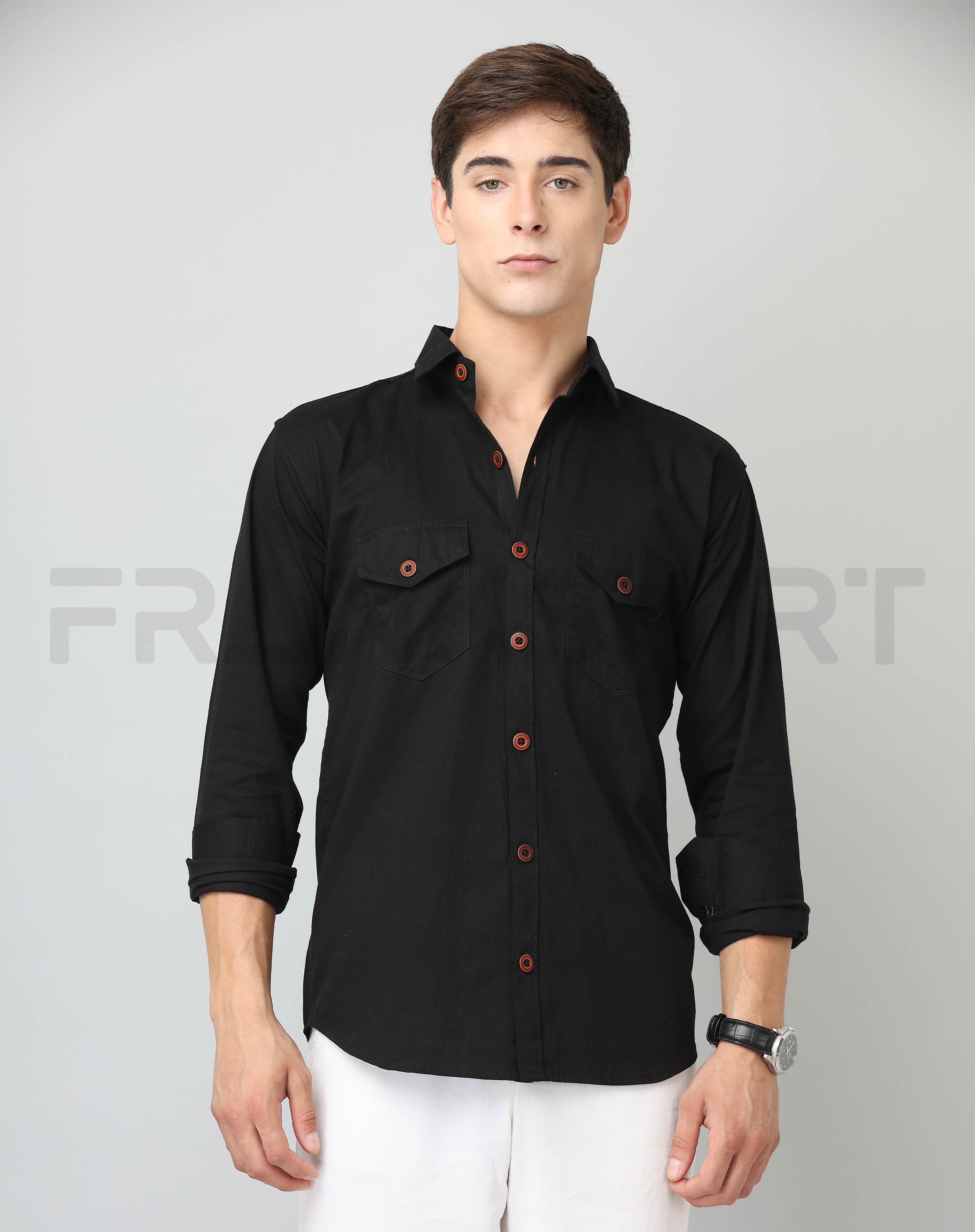 Frankshirt Double Pocket Black Solid Tailored Fit Cotton Casual Shirt for Man